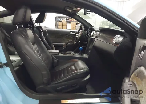 2008 Ford Mustang Gt Deluxe/Gt Premium z USA, uszkodzony, nr VIN 1ZVHT82H285151350